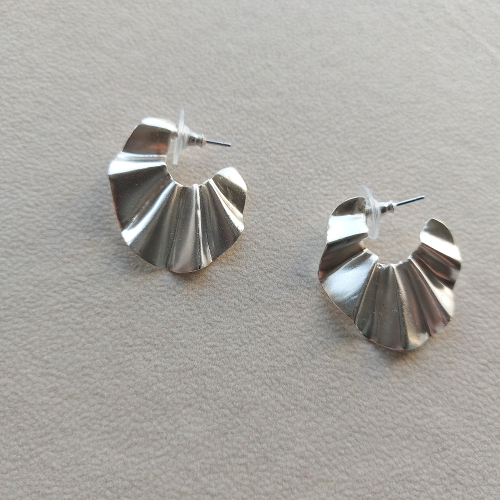 Elegant Silver Hoop Earrings